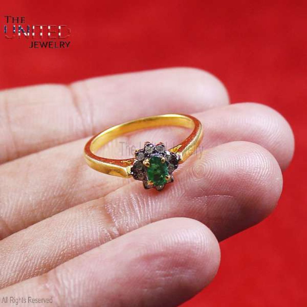 The United jewelry