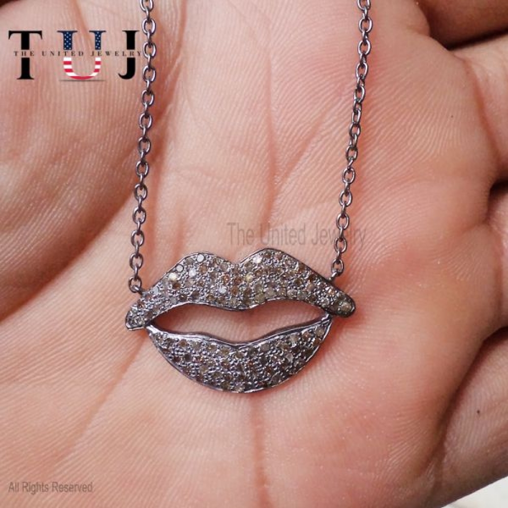 925 Sterling Silver Pave Diamond Handmade Lips Charm Necklace Jewelry For Women