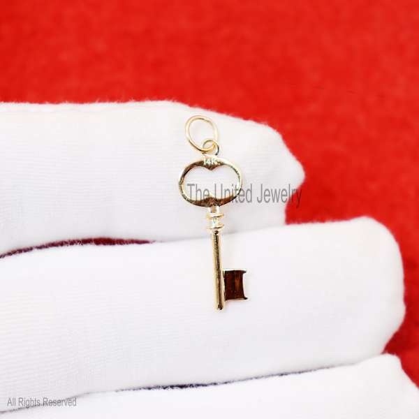14k Yellow Gold Handmade Key Vintage Charms Pendant, 14k Key Charms, 14k Gold Key Charms Jewelry